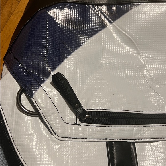 RAREFORM Maya CrossBody GYM TOTE DUFFLE Blue billboard recycled personal Bag - Picture 14 of 17